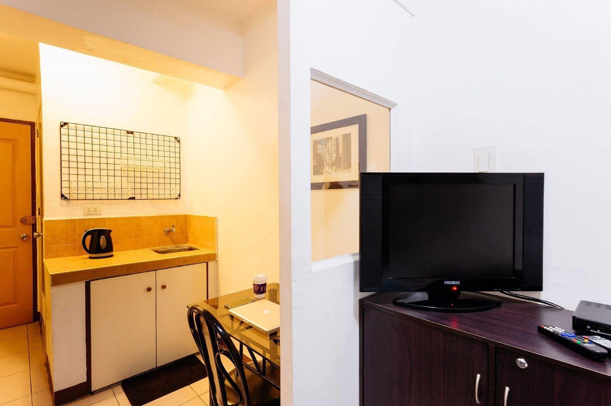 Oyo 859 City Stay Inns Pasong Tamo Makati City Exterior foto